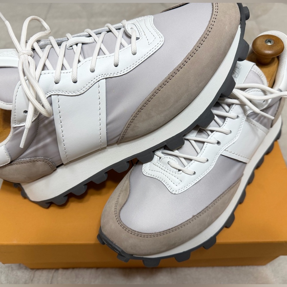 NEW! $795 Tod’s Allacciata Running White Tan Grey Low Top Sneakers 9.5 10